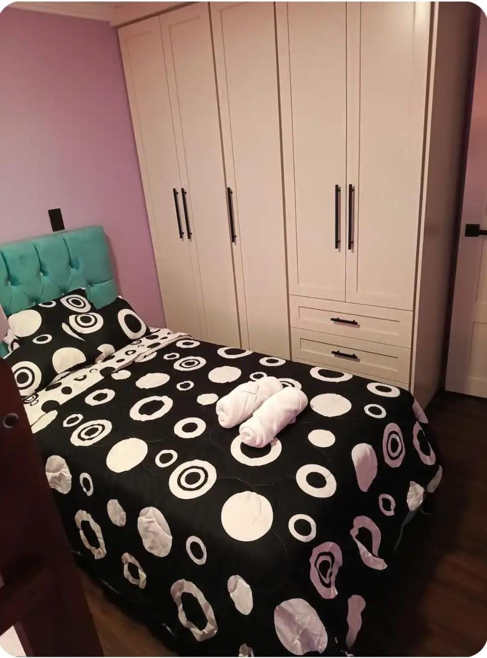 Departamento con Jacuzzi y Patio Apartment in Cuenca