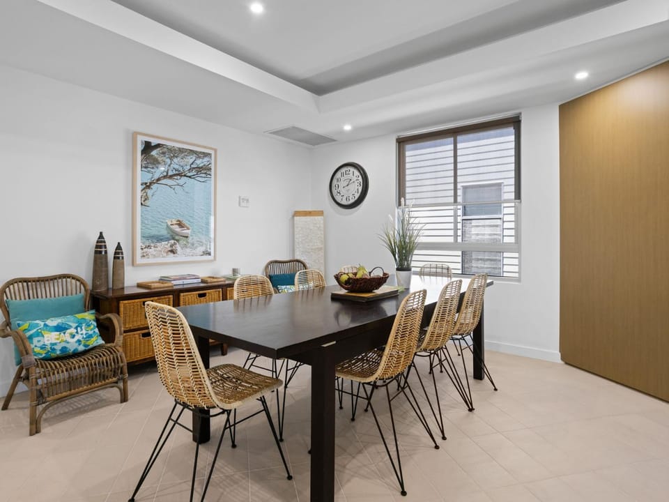 Where The Bay Meets The Marina - Family Holiday - Safety Beach Apartment in Dromana