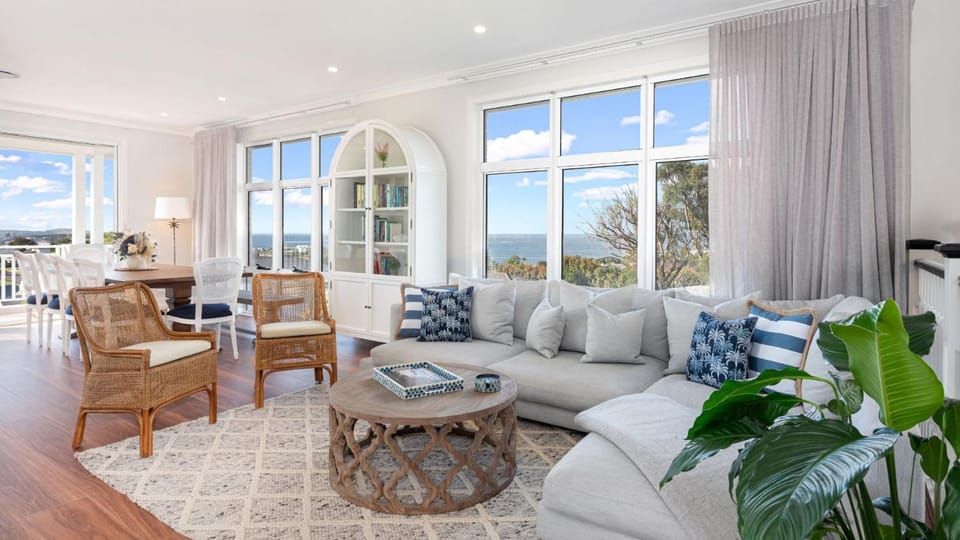 Kiarama House in Kiama Downs