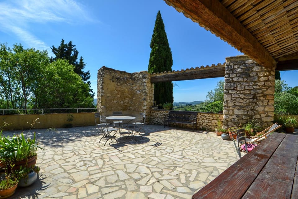 Maison de vacance, vue imprenable proche festival d'Avignon House in Rochefort-du-Gard