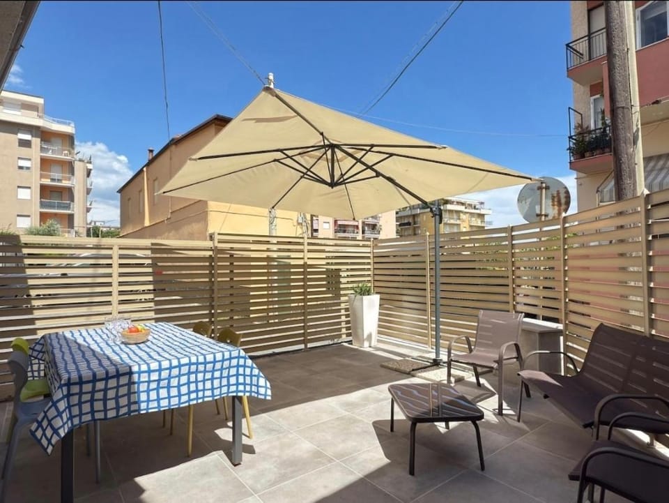 Property building, Patio