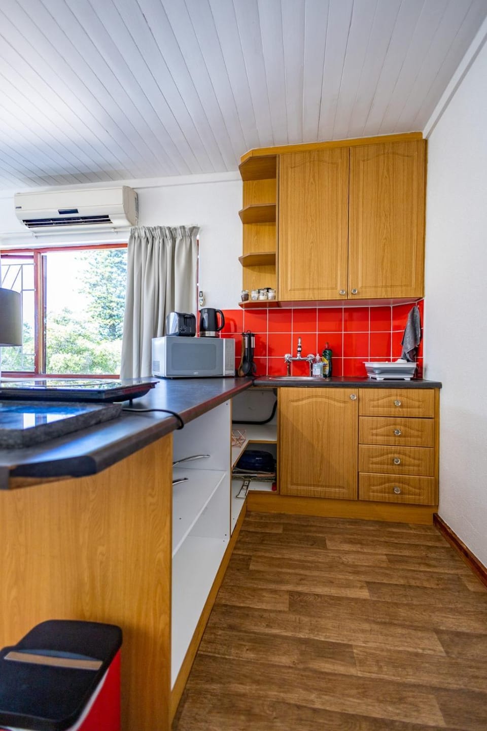 Kitchen or kitchenette, stove