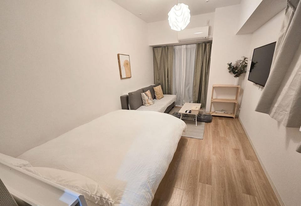 Bed, Photo of the whole room