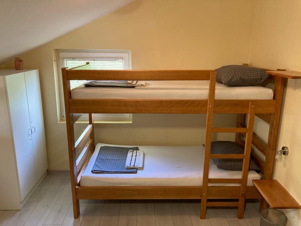 Hostel Jedvaj Hostel in Slovenia