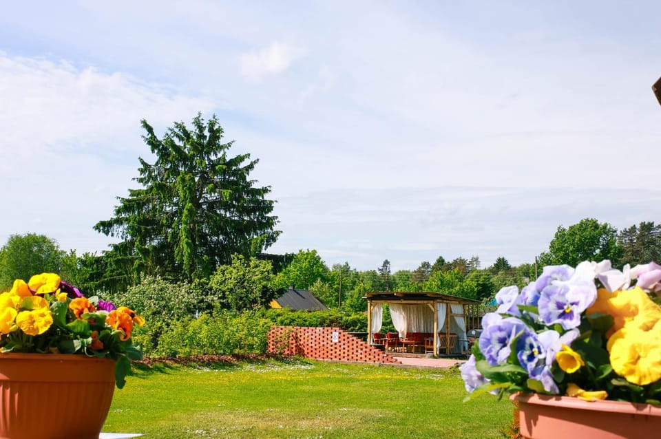Garden, Garden view