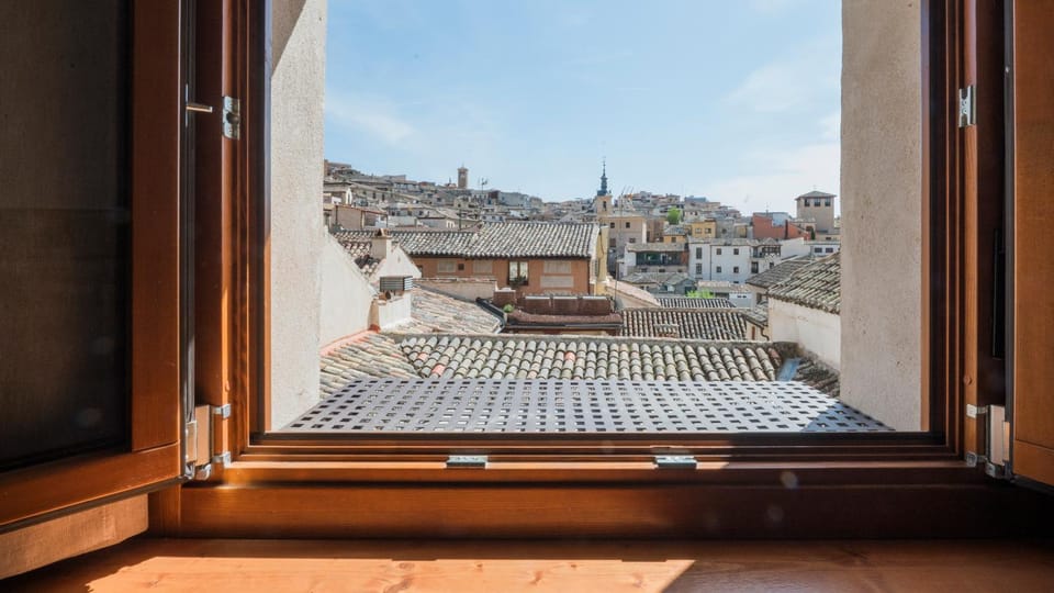 View (from property/room), City view, Landmark view