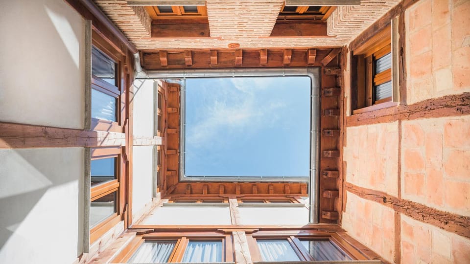 Day, View (from property/room), Quiet street view, Inner courtyard view