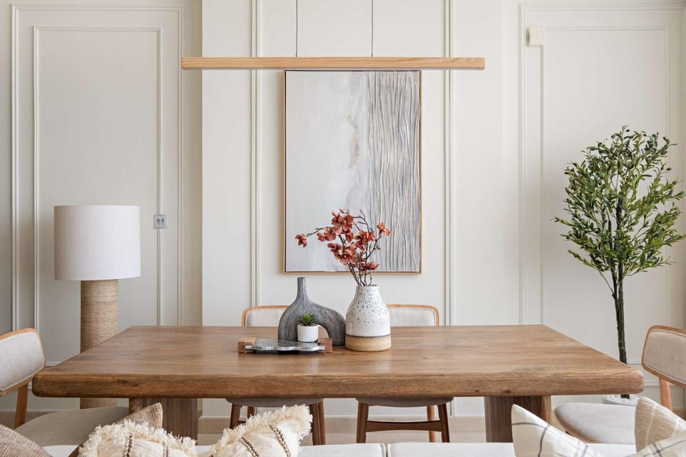Seating area, Dining area