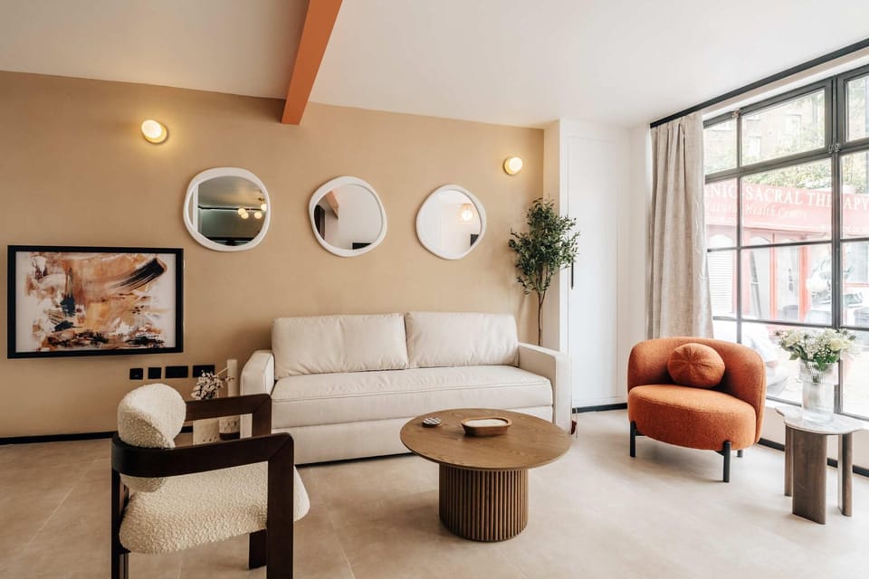 Living room, Seating area