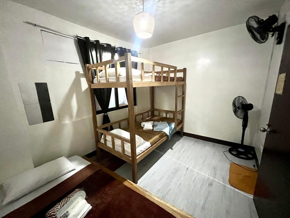 Bed, Photo of the whole room, Bedroom, bunk bed