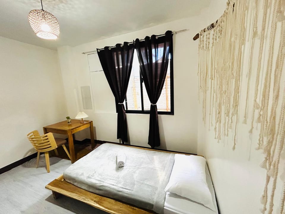 Isla Stays Siargao Bed and Breakfast in General Luna