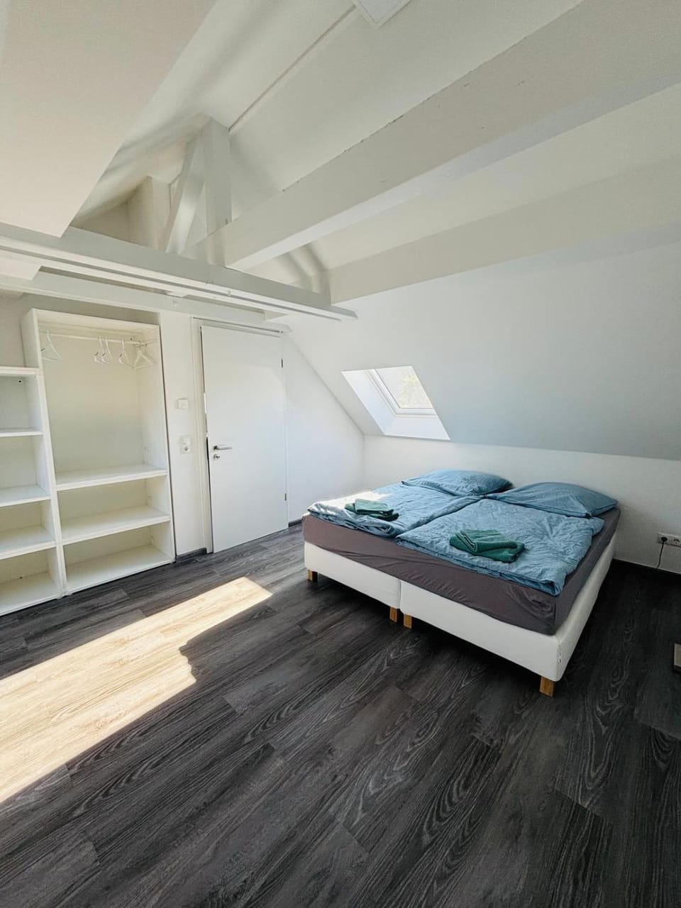 Bed, Bedroom, wardrobe