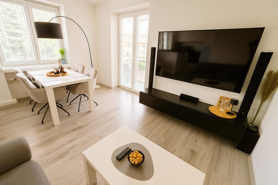 TV and multimedia, Living room