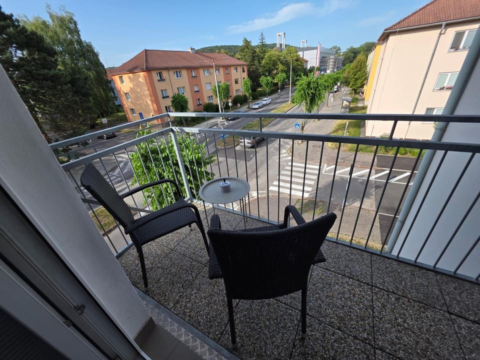 View (from property/room), Balcony/Terrace