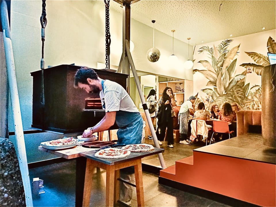 Restaurant/places to eat