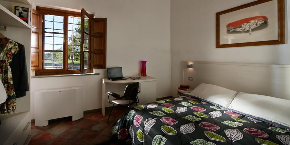 Bed, Day, View (from property/room), Photo of the whole room
