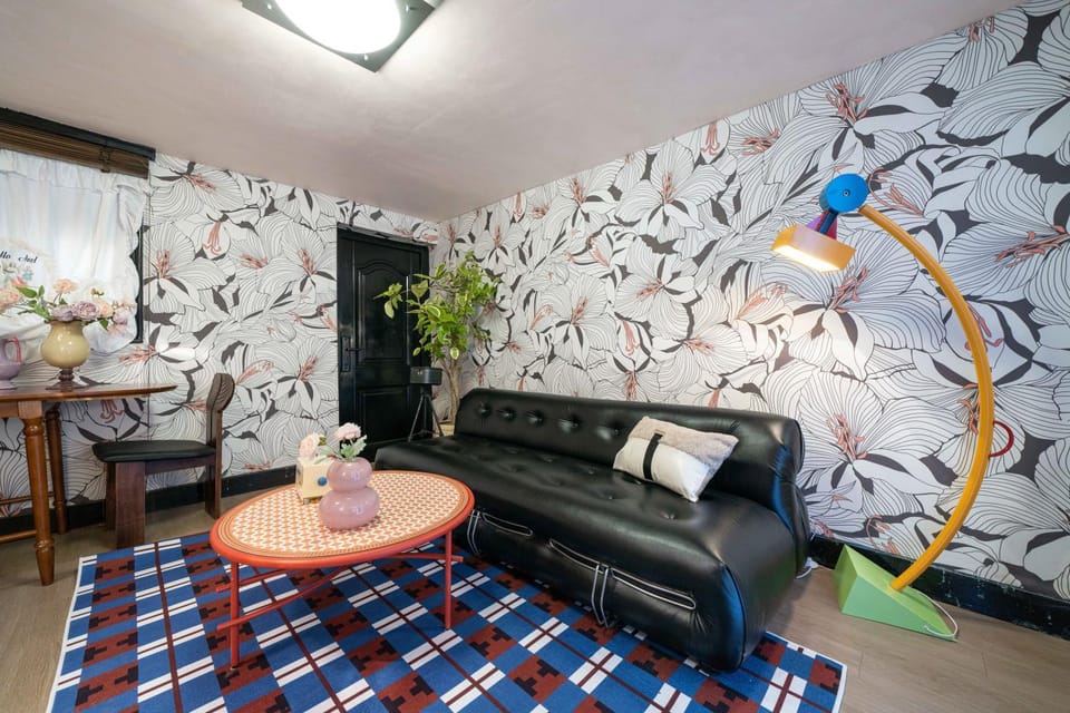 Xizhi B&B & Two-bedroom House Apartment in Shanghai