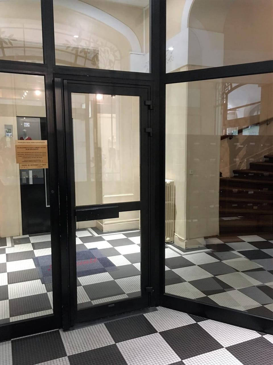 Facade/entrance