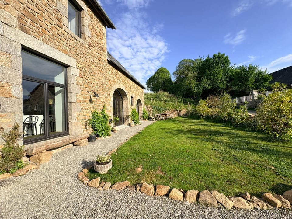 Property building, Garden