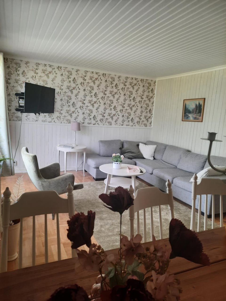 TV and multimedia, Living room, Seating area
