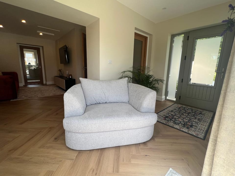 Fisherman's Cottage, 3 Bedrooms, Wild Atlantic Way, Free Parking, Bike Hire House in County Donegal