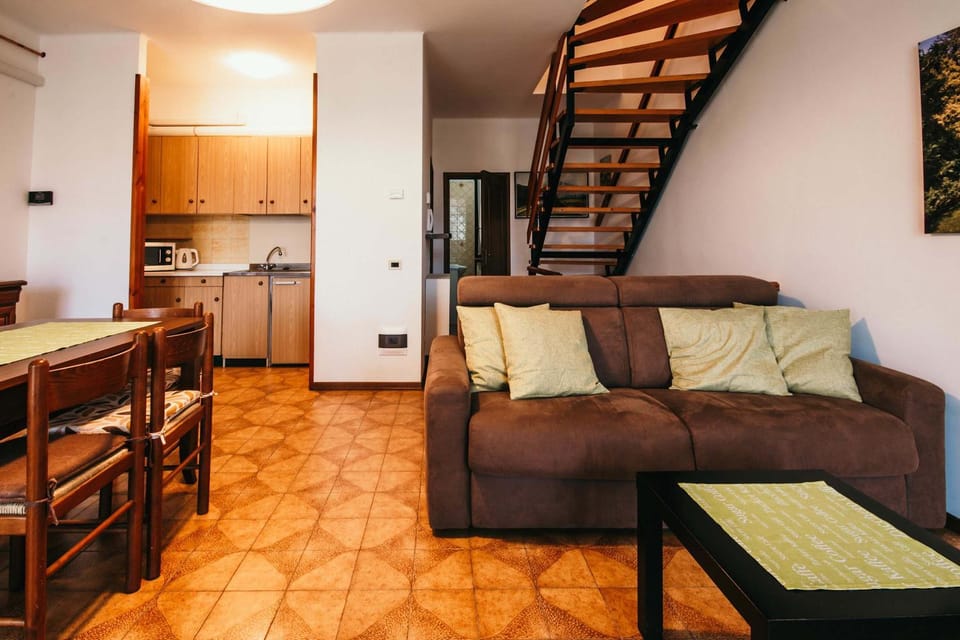 Appartamento Miralago Playa - Lakeside L&B Apartment in Canton of Ticino