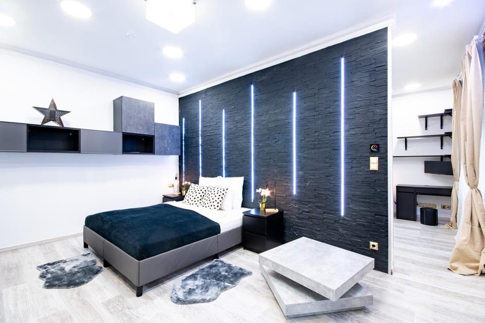 Bed, Bedroom