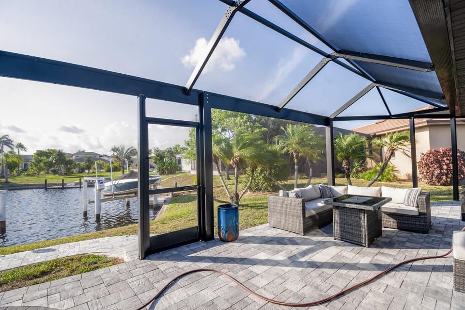 Balcony/Terrace, Seating area, Garden view
