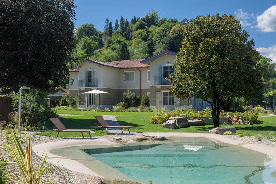 Garden, Swimming pool