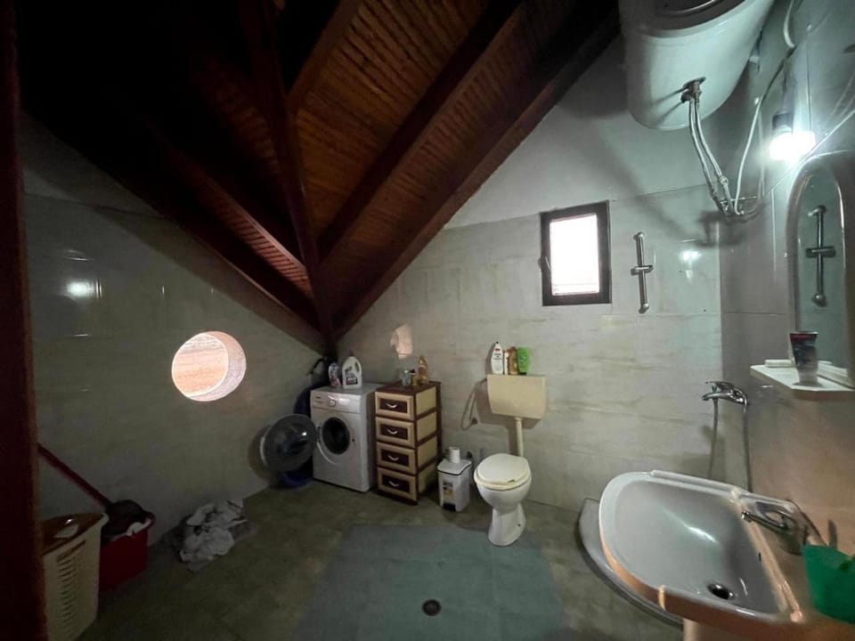 Property 1 Villa in Vlorë County, Albania