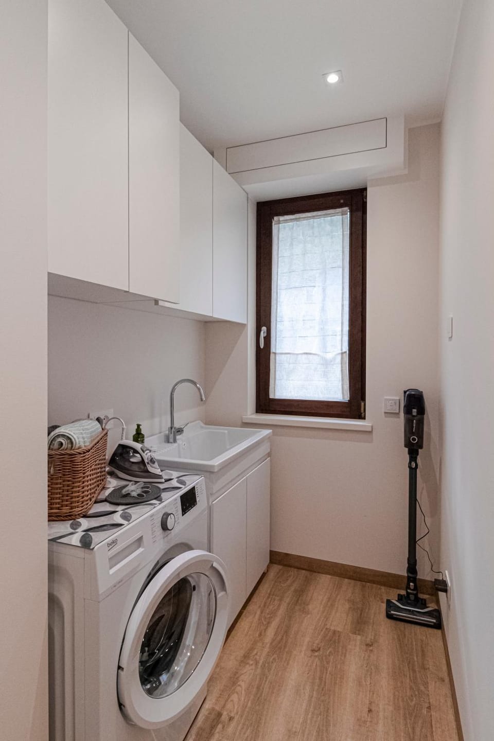 laundry, washing machine