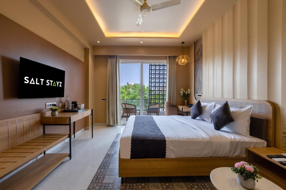 Bed, TV and multimedia, Coffee/tea facilities, Balcony/Terrace, Photo of the whole room, Seating area, Bedroom