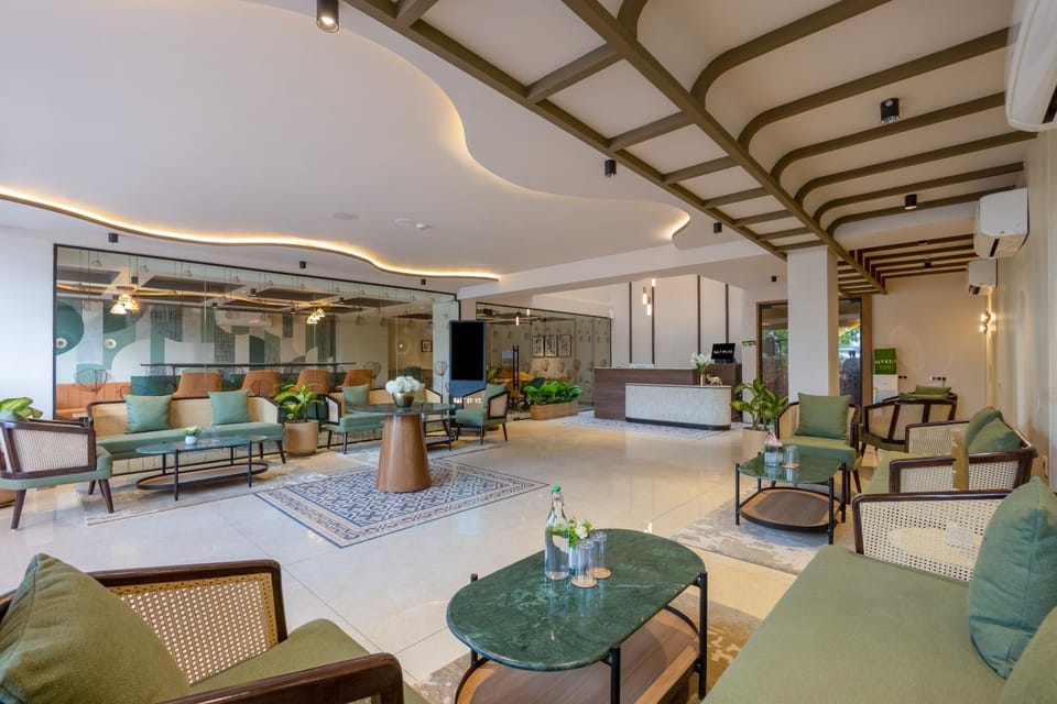 Lobby or reception, Decorative detail, Seating area, air conditioner