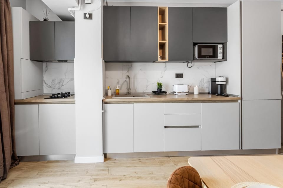 Kitchen or kitchenette, stove