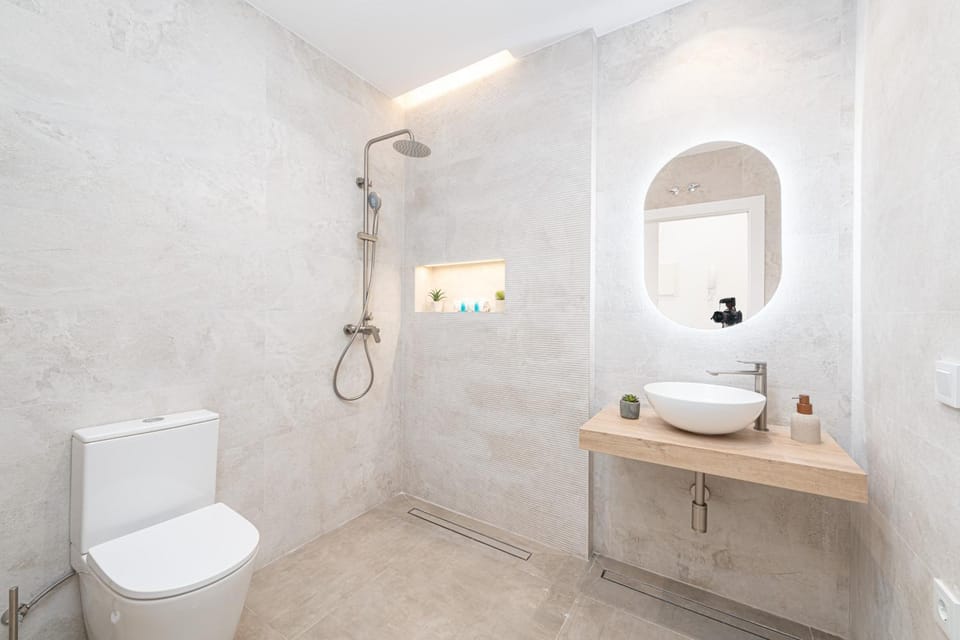 Shower, Bathroom