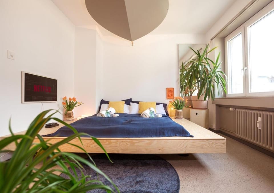 Bed, TV and multimedia, Photo of the whole room, Bedroom, internet, towels