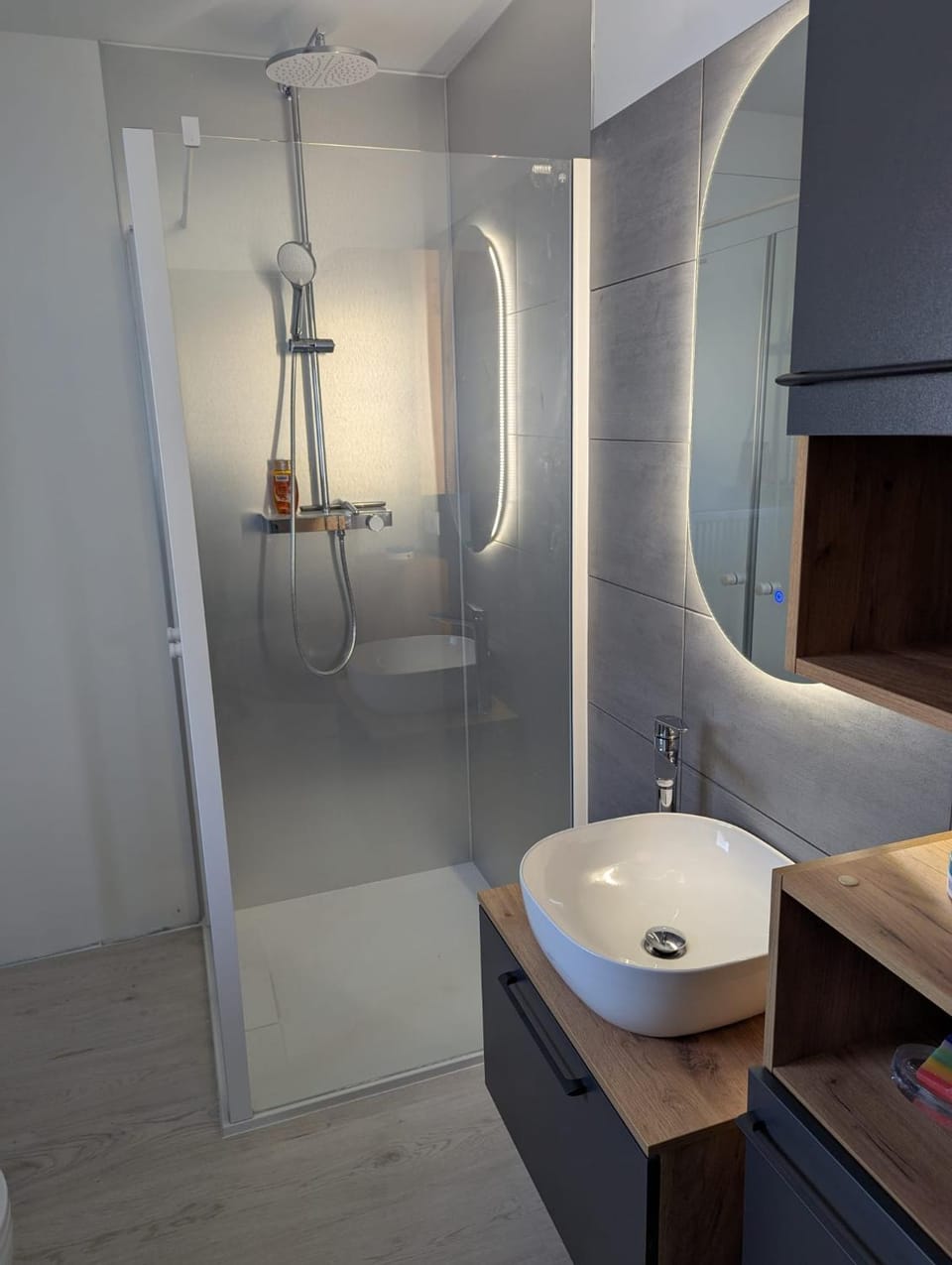 Shower, Bathroom