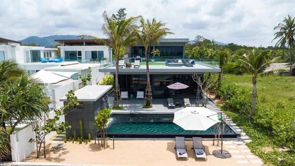 Luxury Beachfront Sea-View Retreat & Pool in Natai Villa in Khok Kloi
