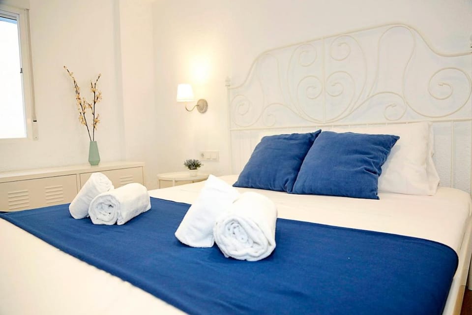Modern Apartment in Alicante Old Town - City Center - 300mt to the beach Apartment in Alicante