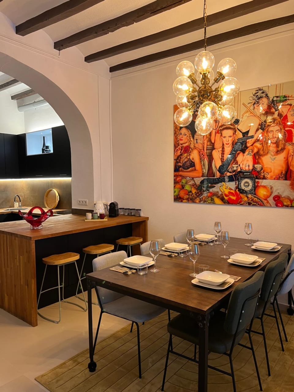 Decorative detail, Dining area, kitchen
