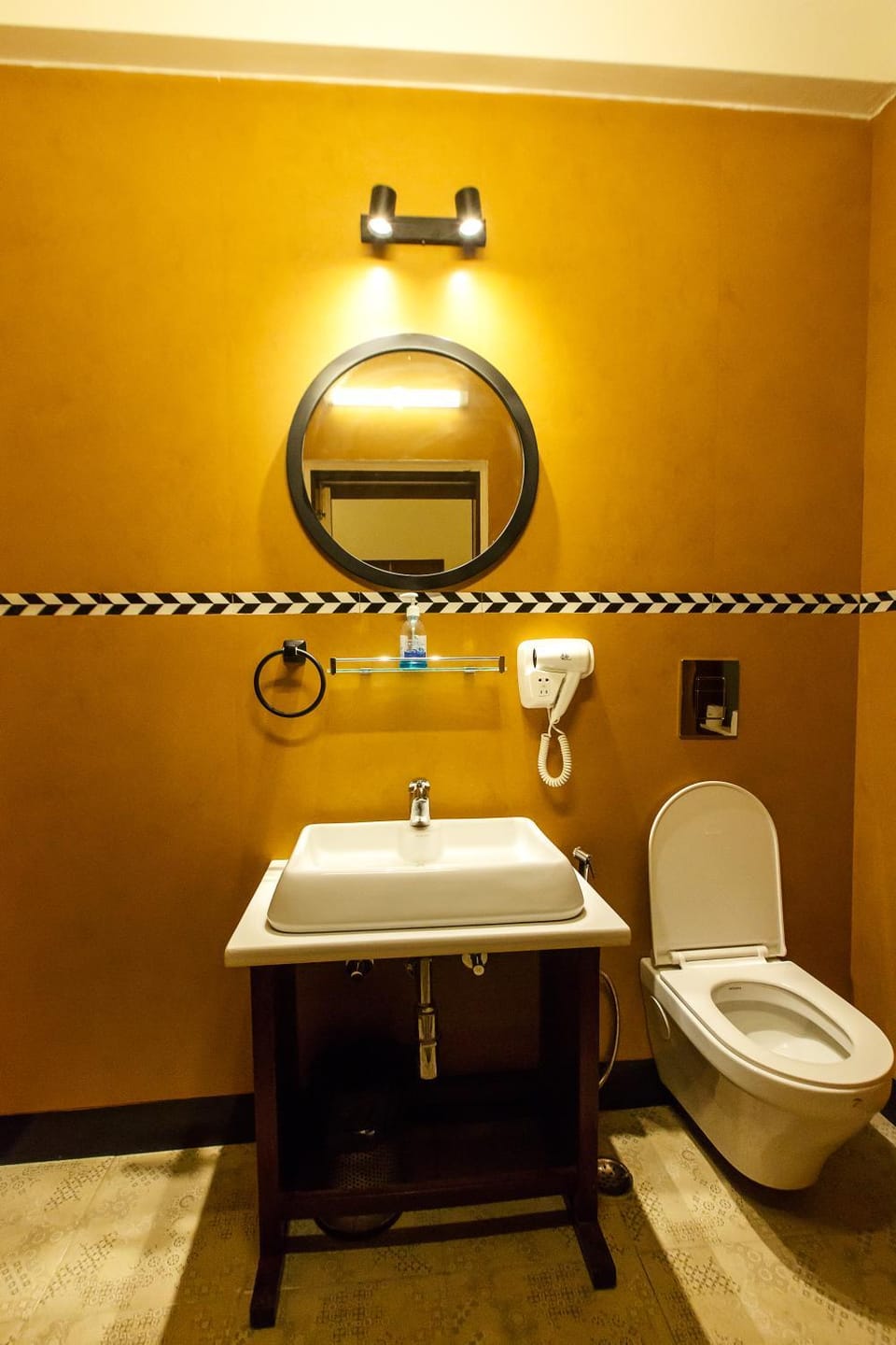 ROYAL SUITE 1 -Hauz Khas Village Apartment in New Delhi