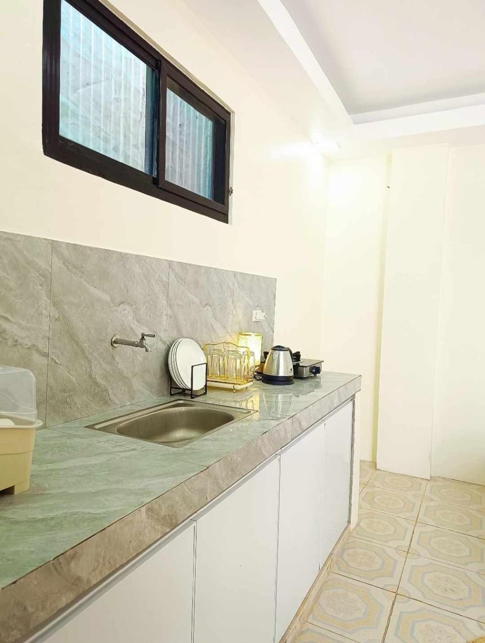 Modern Studio Apartment with Balcony & Stunning City View Apartment in Baguio