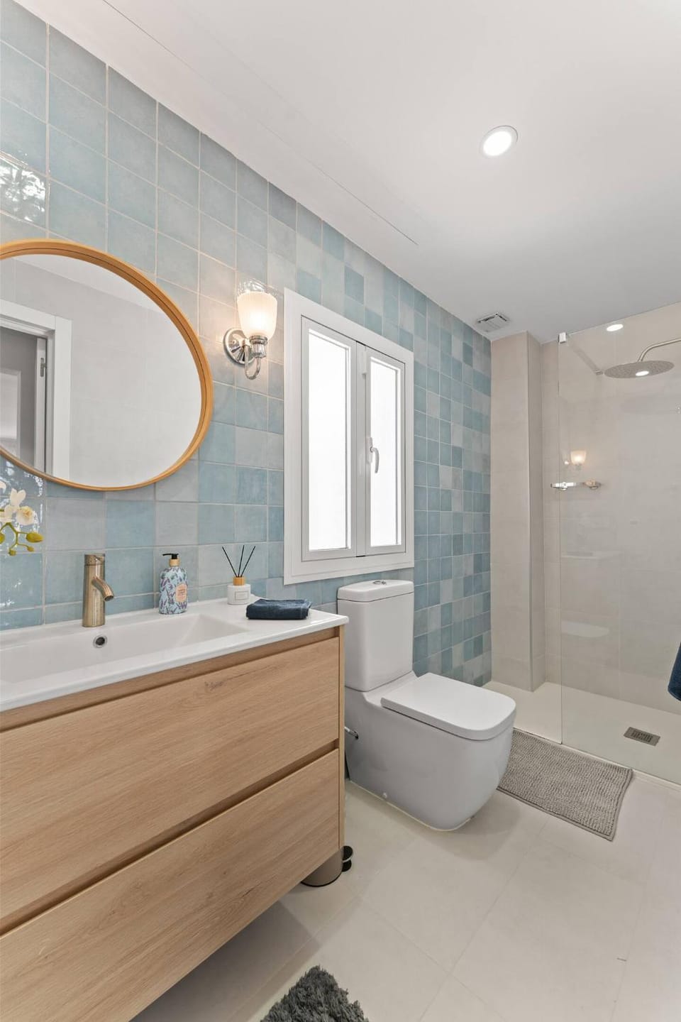 Modern Gem with large Terrace and Sea Views Apartment in Mijas