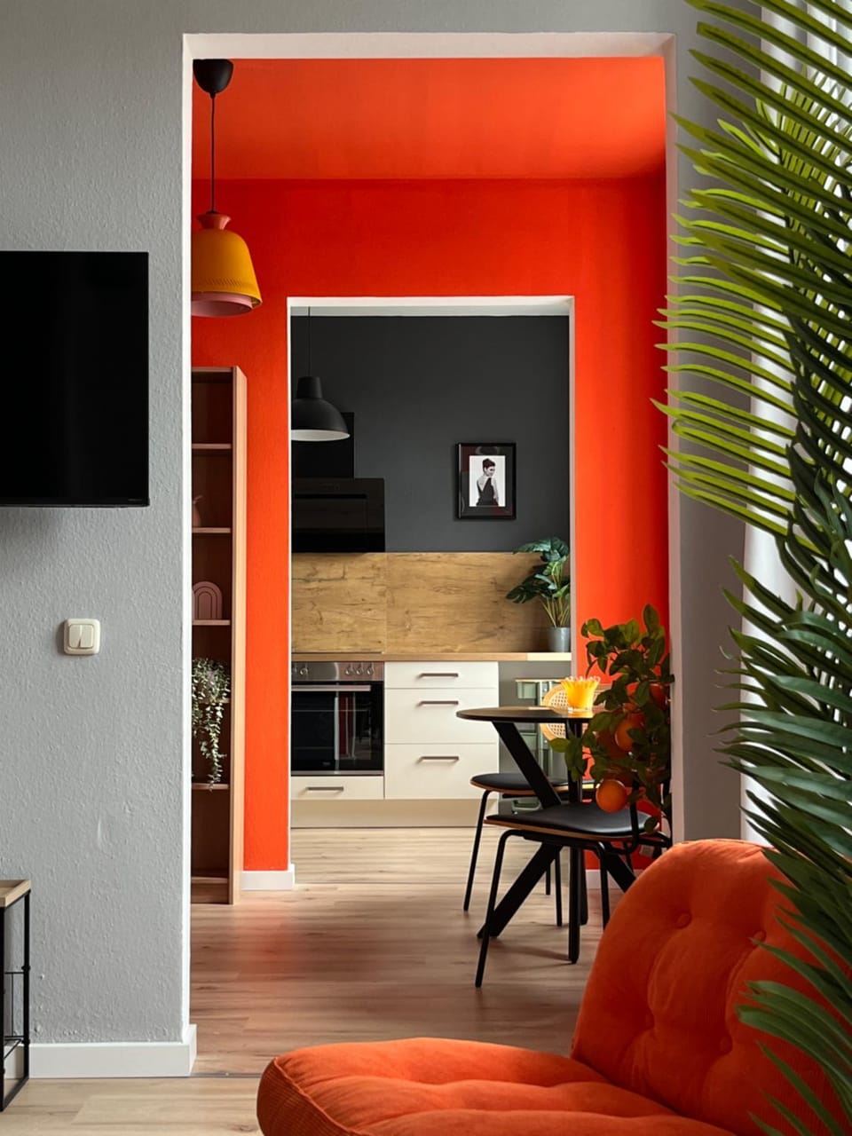 TV and multimedia, Living room, Dining area