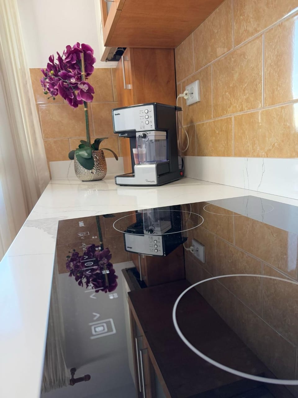 Kitchen or kitchenette, stove