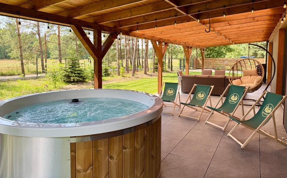 Garden, Hot Tub, Hot Tub, Balcony/Terrace, sunbed
