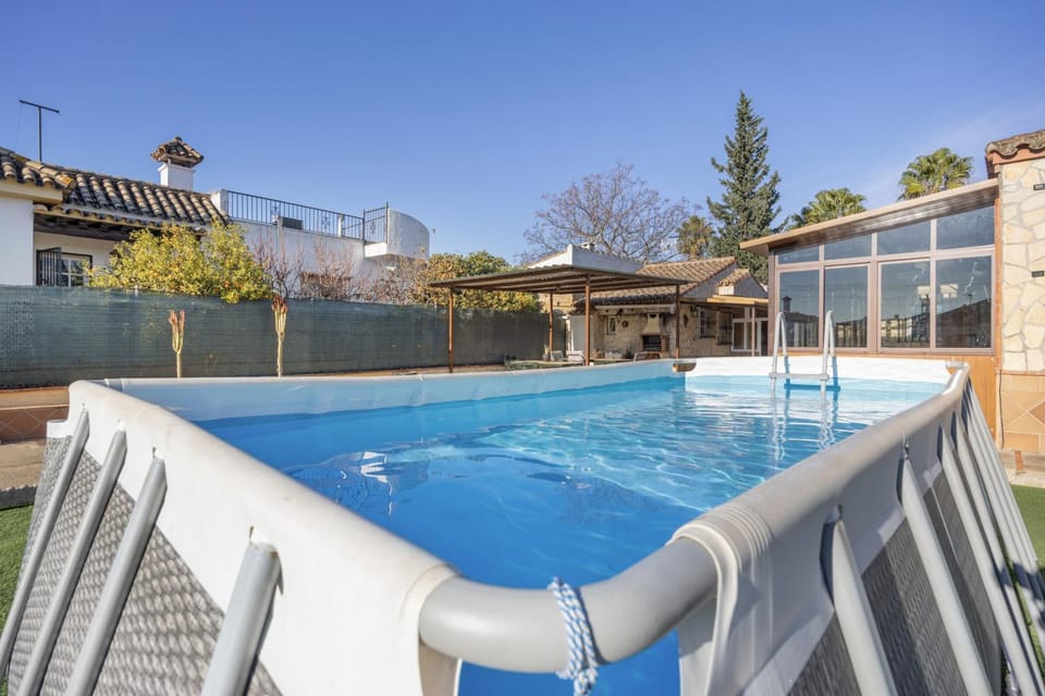 Property building, Swimming pool