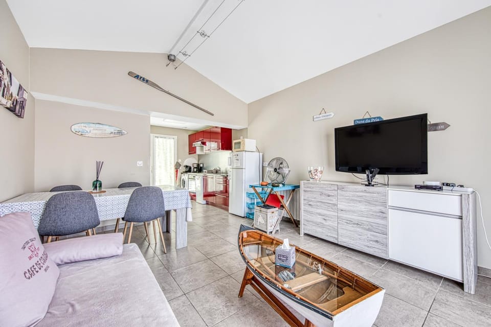 Property building, Living room