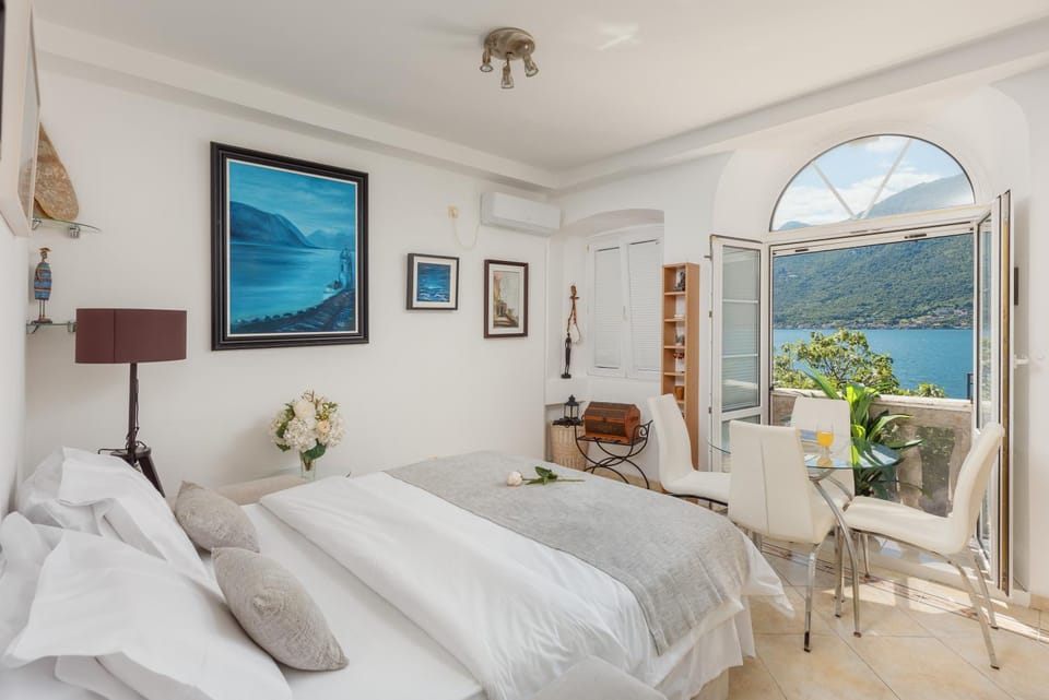 Salon de Perast Apartment in Kotor Municipality