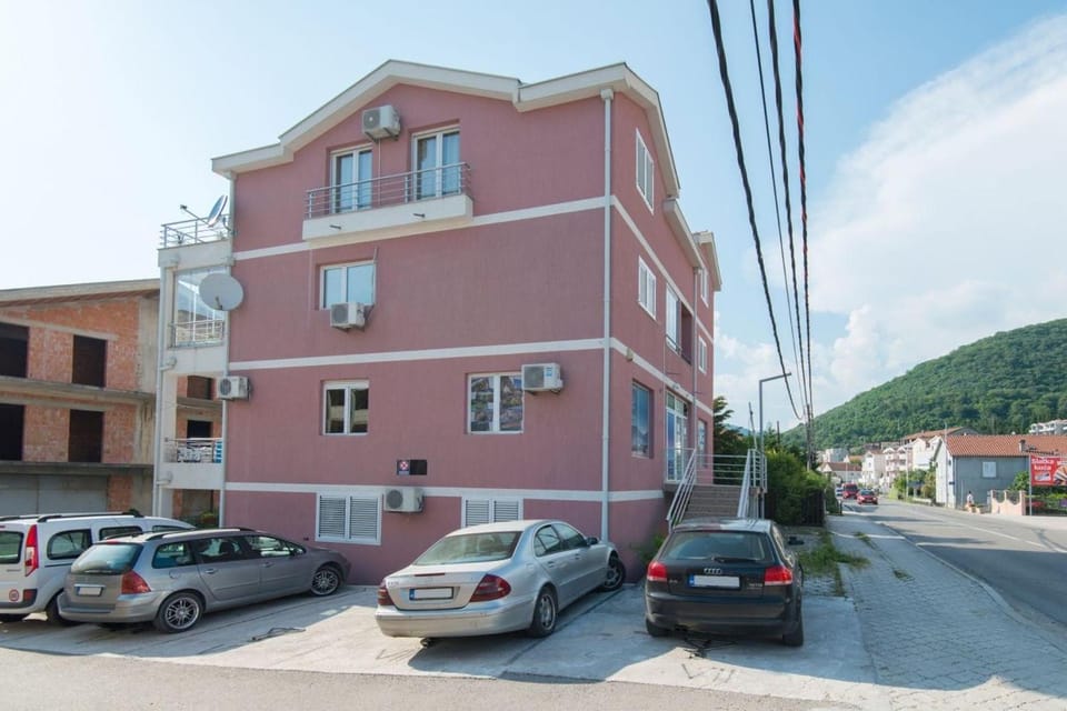 Property building, Parking